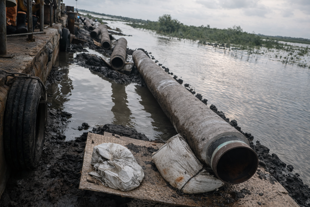 chatgpt image jan 13, 2026, 06 32 50 am